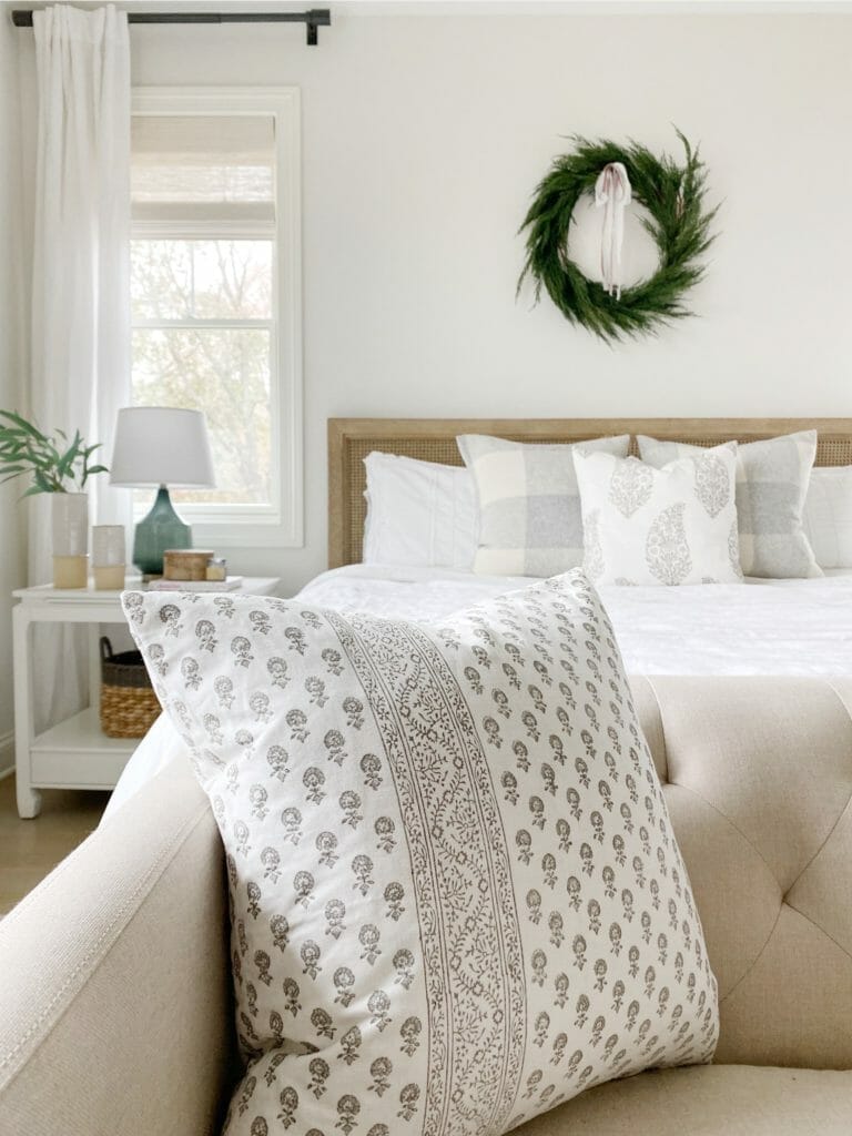 Cozy Christmas Bedroom pillows