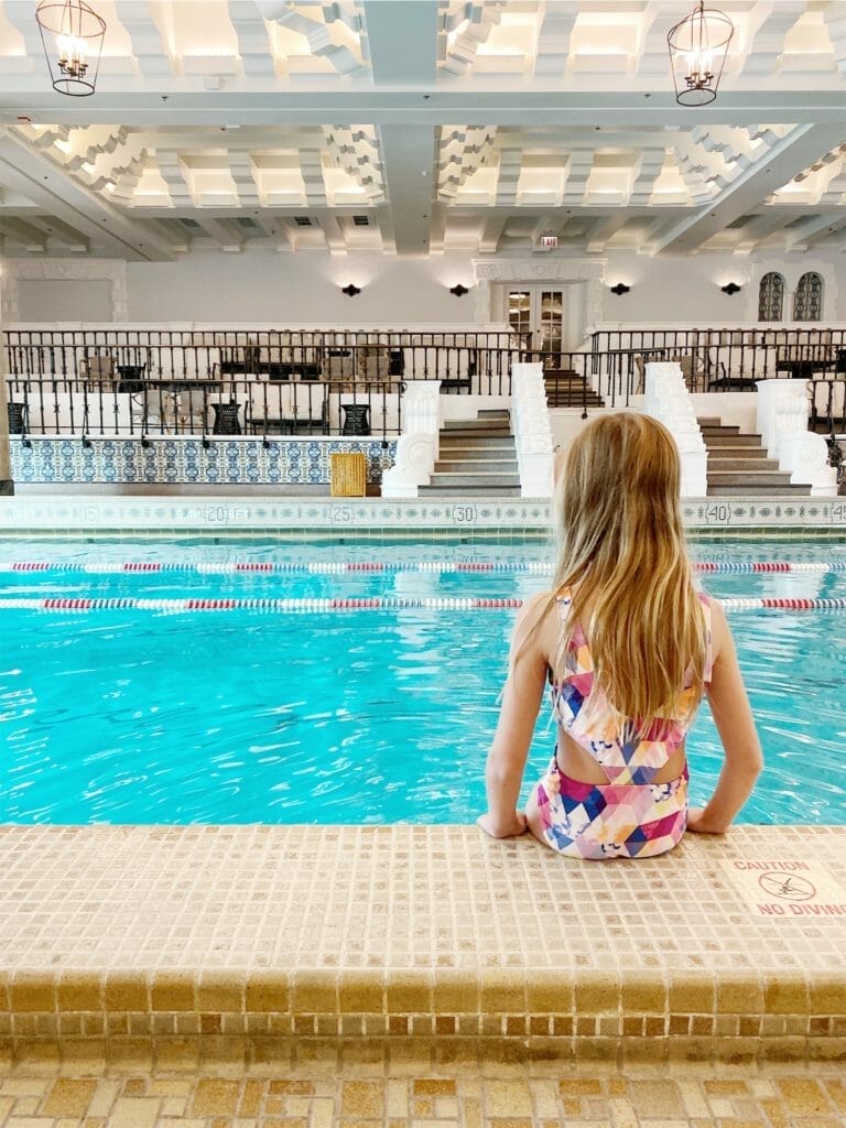 Intercontinental Chicago swimming pool