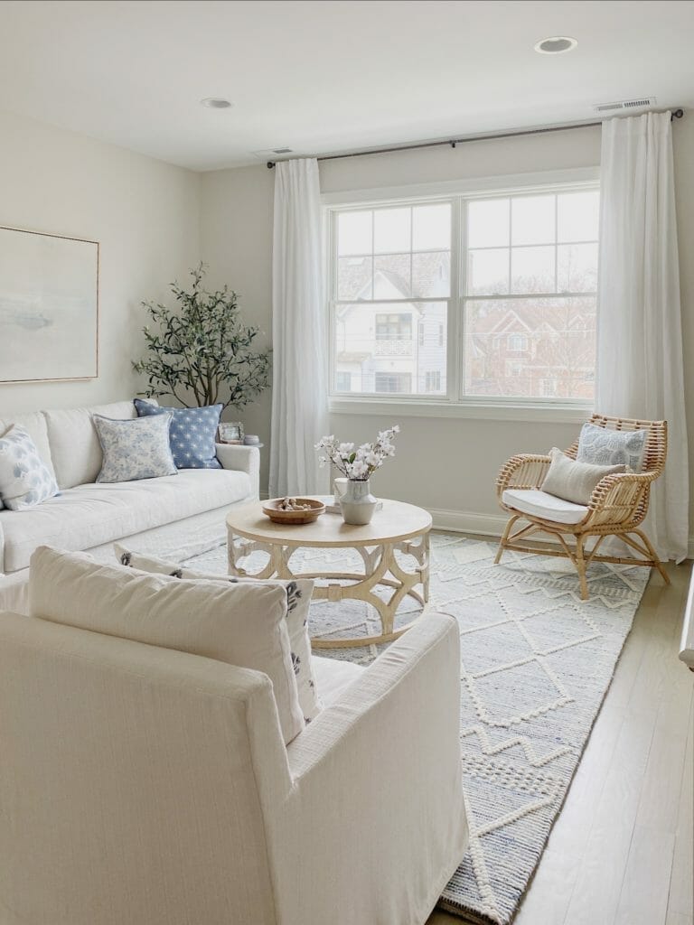 Spring Home Tour: Upstairs & Master Bedroom