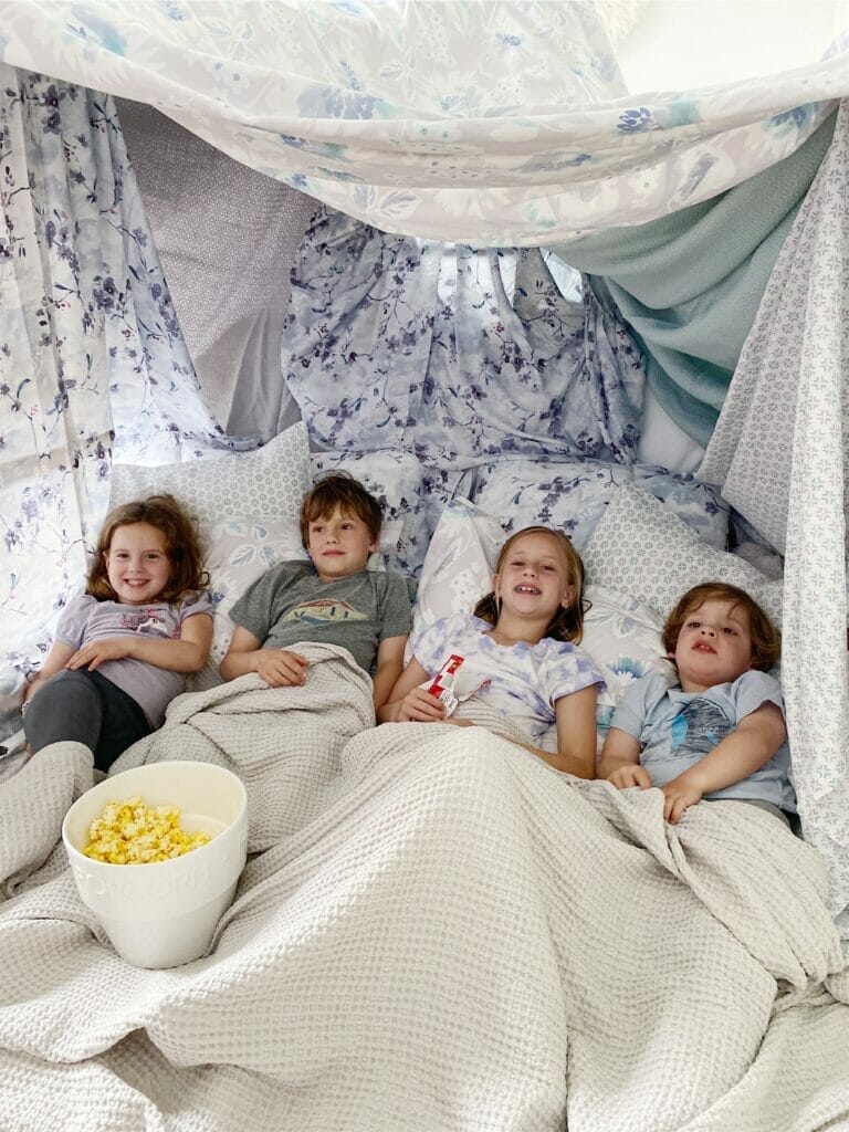 kids blanket fort for movies