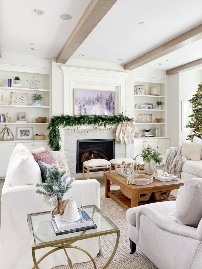 living room Christmas decor ideas