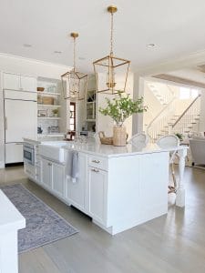 white kitchen island