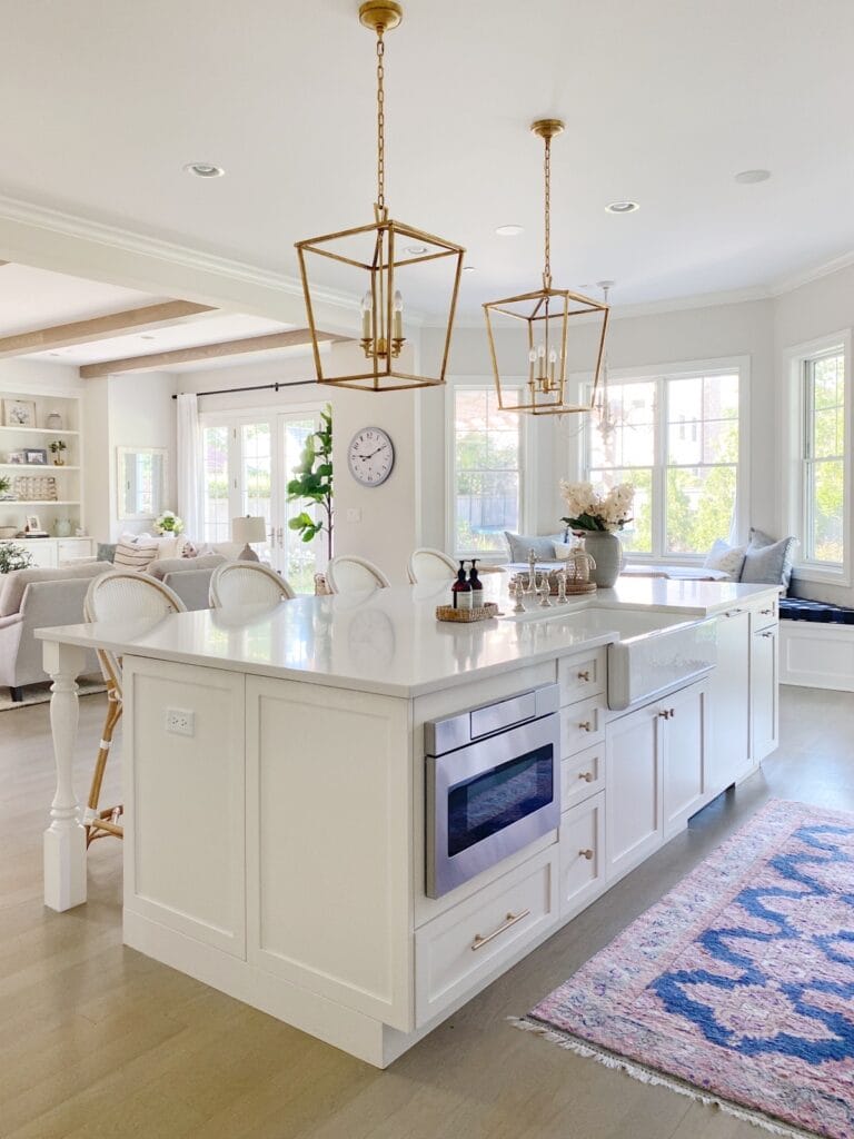 Microwave oven store in kitchen island