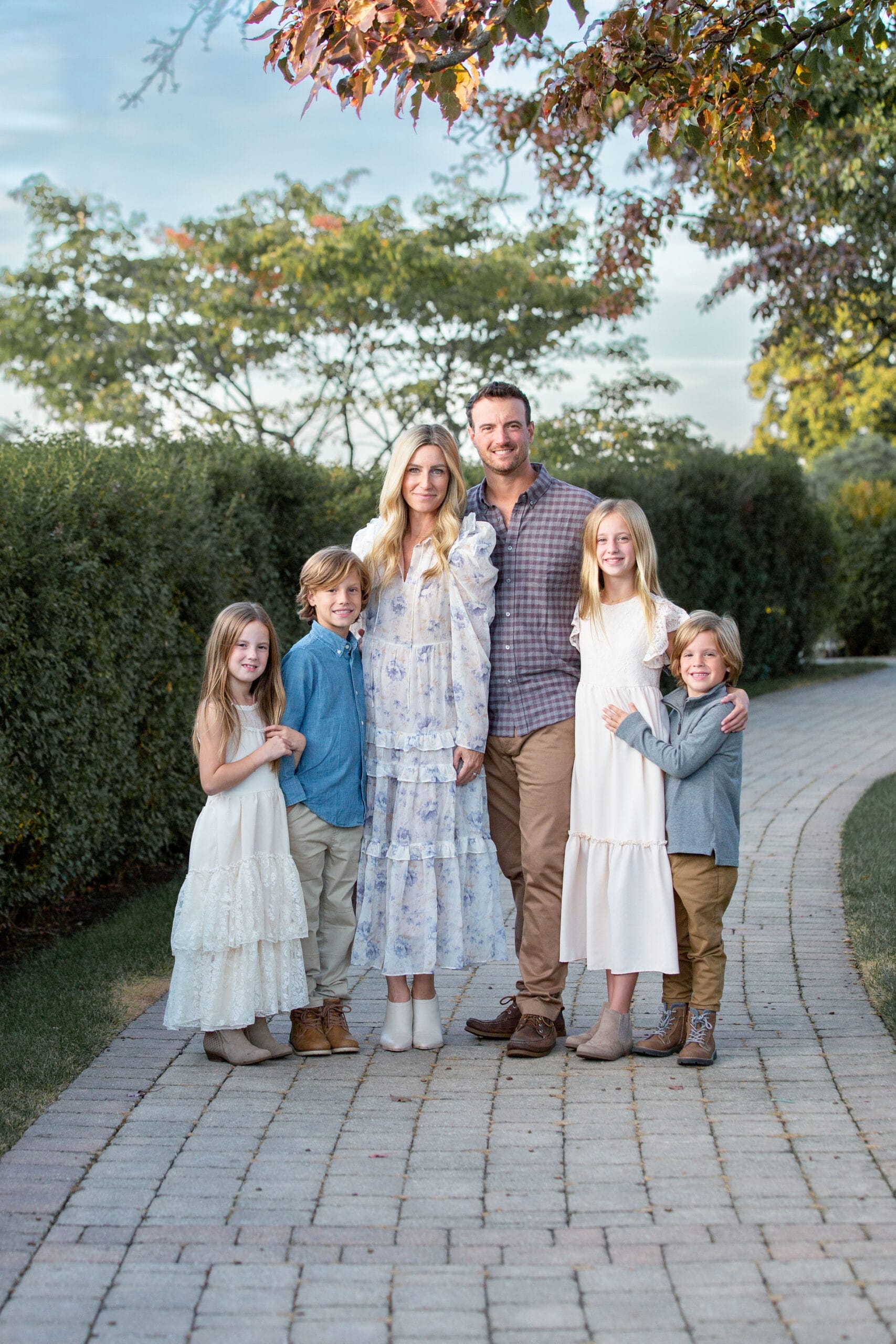 Family matching outfits for fall pictures hotsell